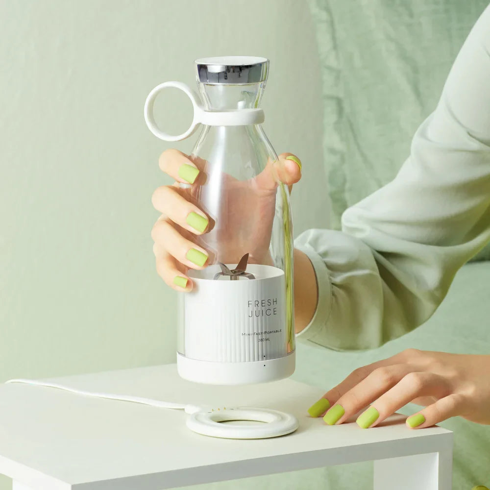 Smoothie On-the-Go Blender